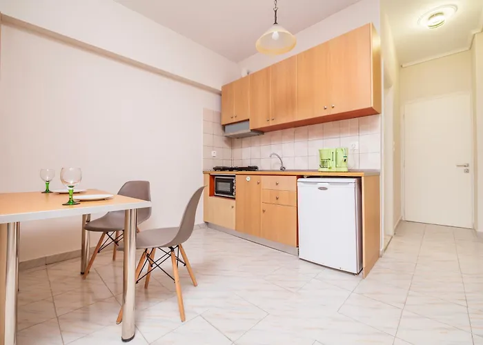 Silia Apartments1 * Ampavris